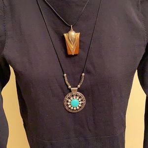 2 vintage necklaces
